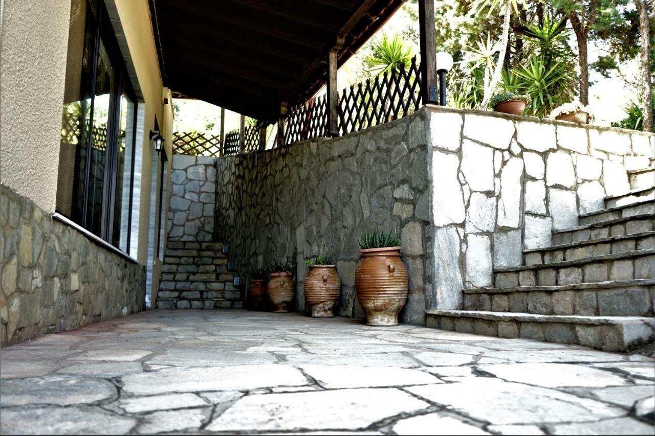 Pension Karvounoskala Stratoni Exterior foto